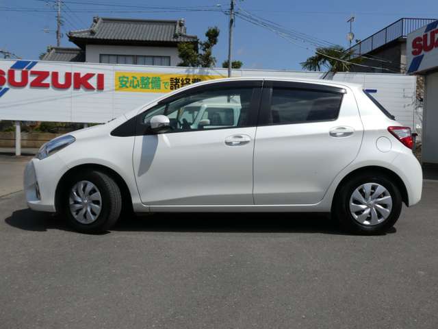 トヨタ ヴィッツ １．３ Ｆ H29年 (関東) 99