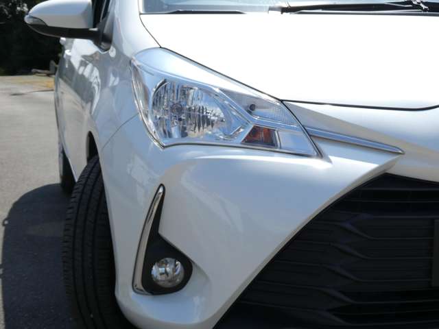 トヨタ ヴィッツ １．３ Ｆ H29年 (関東) 99