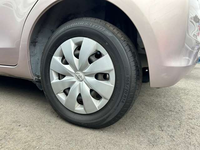 トヨタ ヴィッツ １．０ Ｆ H24年 (関東) 99