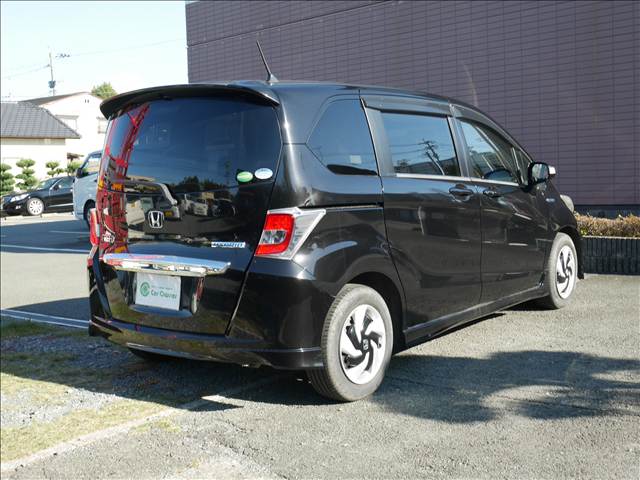ホンダ フリード　ハイブリッド １．５ ジャストセレクション H27年 (九州・沖縄) 99