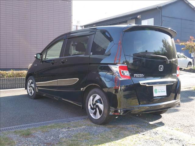 ホンダ フリード　ハイブリッド １．５ ジャストセレクション H27年 (九州・沖縄) 99