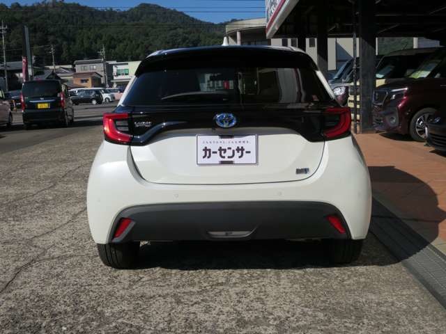トヨタ ヤリス １．５ ハイブリッド Ｚ R3年 (甲信越・北陸) 99