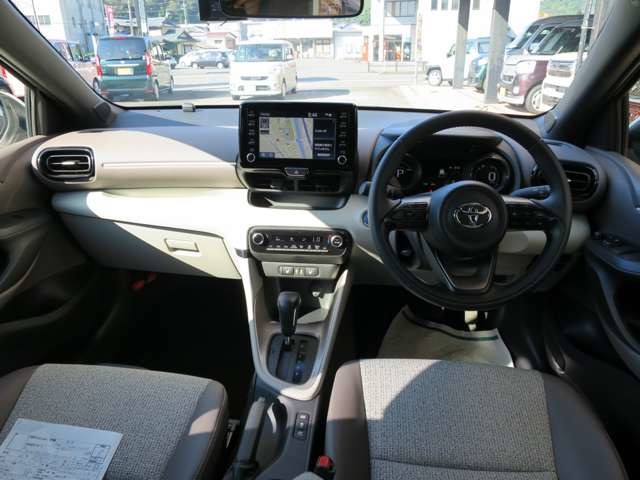 トヨタ ヤリス １．５ ハイブリッド Ｚ R3年 (甲信越・北陸) 99