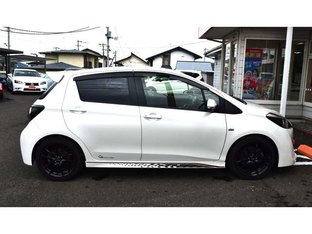 トヨタ ヴィッツ １．５ ＲＳ Ｇ'Ｓ スマートパッケージ H27年 (東北) 99