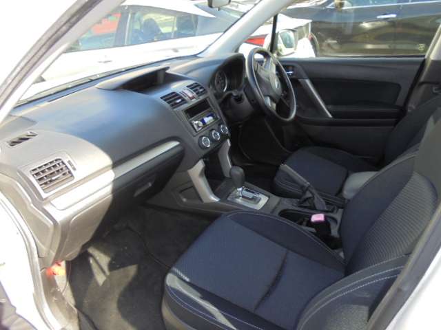 スバル フォレスター ２．０Ｉ ４ＷＤ H26年 (甲信越・北陸) 99