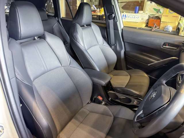 トヨタ カローラクロス　ハイブリッド １．８ ハイブリッド Ｚ Ｅ－ＦＯＵＲ ４ＷＤ R7年 (北海道) 99