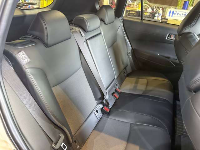 トヨタ カローラクロス　ハイブリッド １．８ ハイブリッド Ｚ Ｅ－ＦＯＵＲ ４ＷＤ R7年 (北海道) 99