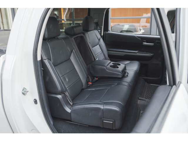 米国トヨタ タンドラ クルーマックス ＳＲ５ ５．７ Ｖ８ ４ＷＤ R3年 (北海道) 99
