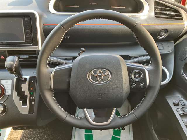 トヨタ シエンタ １．５ Ｇ クエロ ４ＷＤ R1年 (北海道) 99