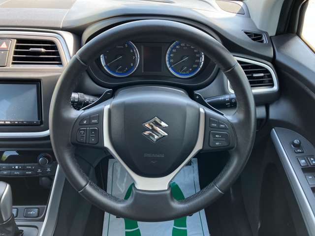 スズキ ＳＸ４　Ｓクロス １．６ ４ＷＤ H29年 (北海道) 99