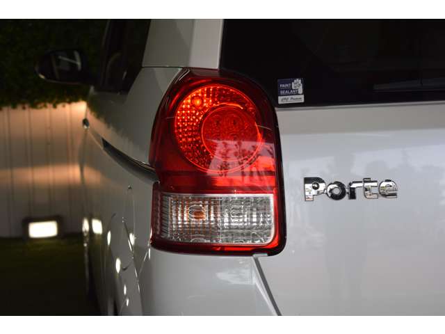 トヨタ ポルテ １．５ Ｆ ア ラ モード ドゥ ４ＷＤ H28年 (北海道) 99