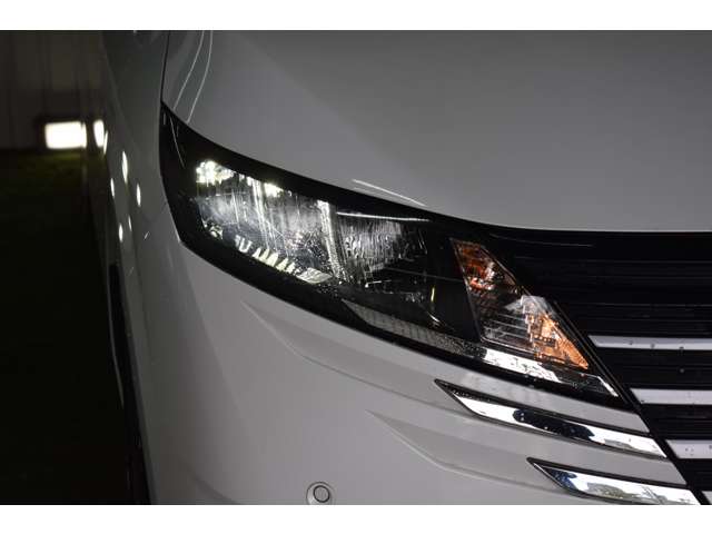 日産 ノート １．２ Ｘ ＦＯＵＲ ４ＷＤ R6年 (北海道) 99