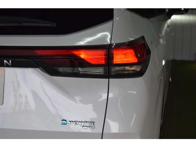日産 ノート １．２ Ｘ ＦＯＵＲ ４ＷＤ R6年 (北海道) 99