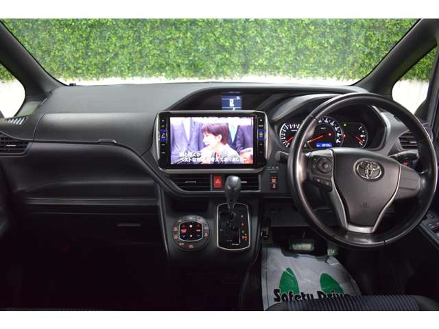 トヨタ ヴォクシー ２．０ ＺＳ ４ＷＤ H29年 (北海道) 99