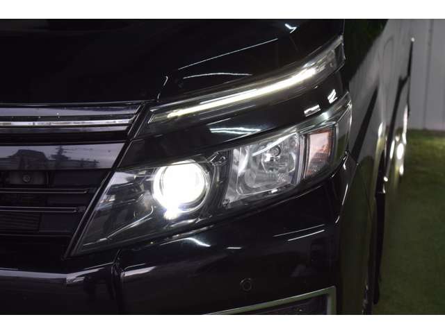 トヨタ ヴォクシー ２．０ ＺＳ ４ＷＤ H29年 (北海道) 99