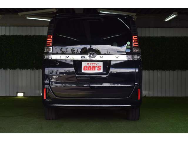 トヨタ ヴォクシー ２．０ Ｖ ４ＷＤ H29年 (北海道) 99