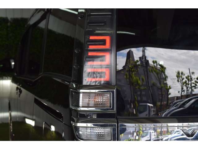 トヨタ ヴォクシー ２．０ Ｖ ４ＷＤ H29年 (北海道) 99