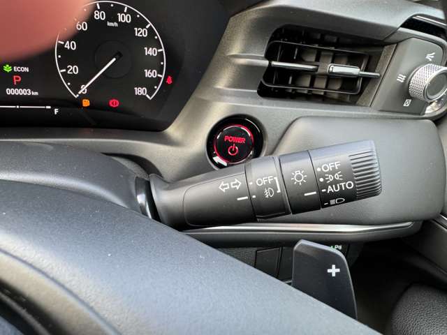 ホンダ ヴェゼル １．５ Ｅ：ＨＥＶ Ｚ R8年 (九州・沖縄) 99