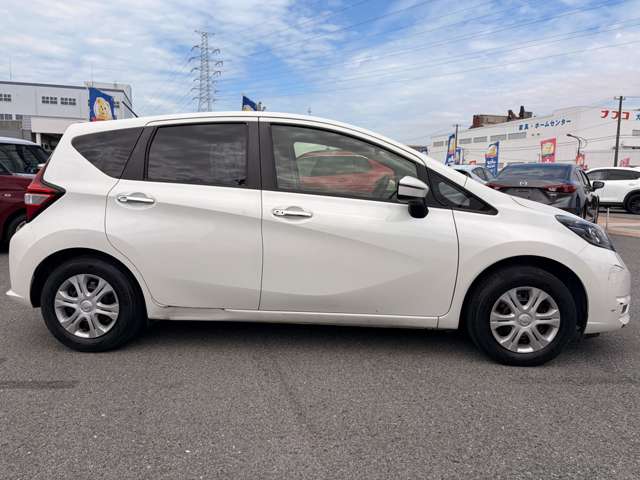 日産 ノート １．２ Ｘ H30年 (九州・沖縄) 99
