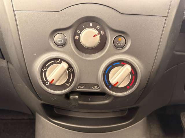 日産 ノート １．２ Ｘ H30年 (九州・沖縄) 99