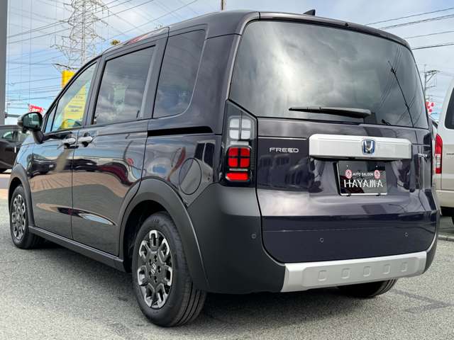 ホンダ フリード　ハイブリッド １．５ Ｅ：ＨＥＶ クロスター R8年 (九州・沖縄) 99