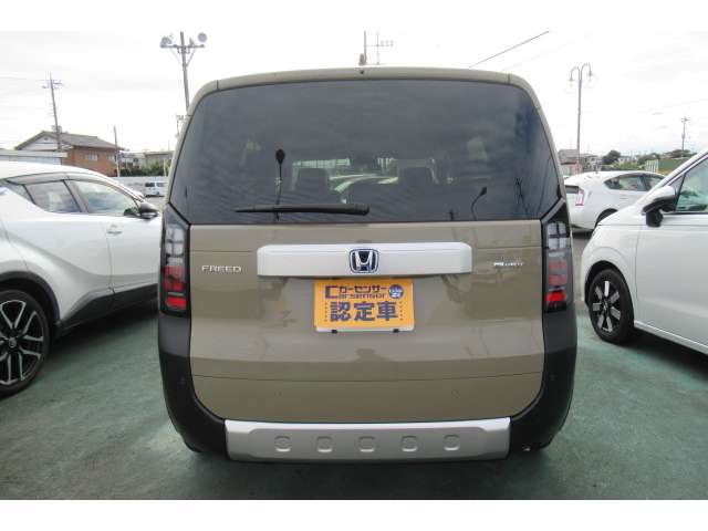 ホンダ フリード　ハイブリッド １．５ Ｅ：ＨＥＶ クロスター R7年 (関東) 99
