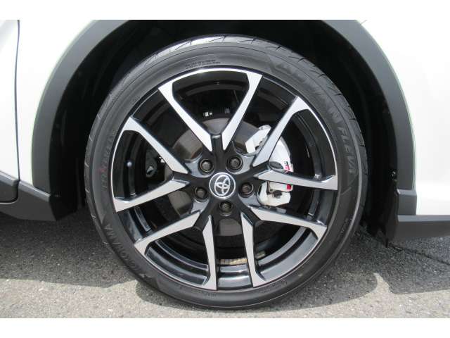 トヨタ Ｃ−ＨＲ ハイブリッド １．８ Ｓ ＧＲ スポーツ R2年 (関東) 99