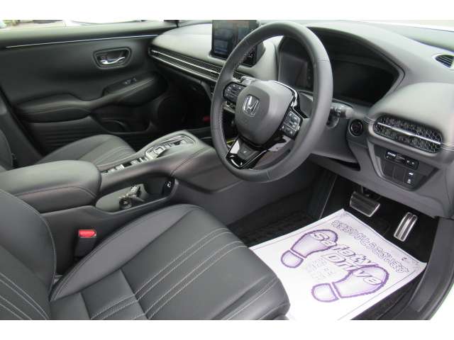 ホンダ ＺＲ－Ｖ ２．０ Ｅ：ＨＥＶ Ｚ R6年 (関東) 99