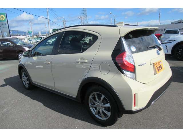 トヨタ アクア １．５ クロスオーバー グラム R1年 (関東) 99