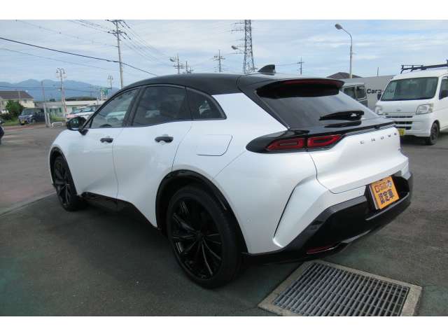 トヨタ クラウン　スポーツ　ハイブリッド ２．５ Ｚ Ｅ－ＦＯＵＲ ４ＷＤ R6年 (関東) 99