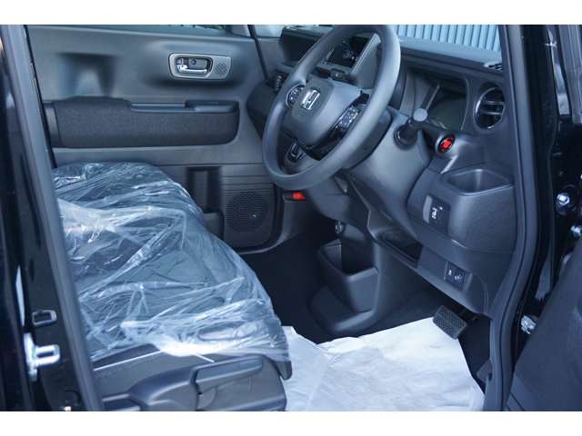 ホンダ Ｎ　ＢＯＸ カスタム ６６０ R7年 (関東) 99