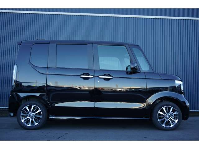 ホンダ Ｎ　ＢＯＸ カスタム ６６０ R7年 (関東) 99