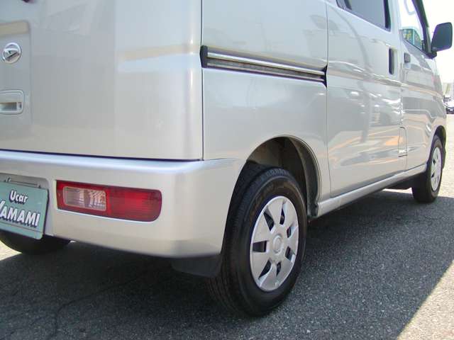ダイハツ ハイゼットカーゴ ６６０ デラックス ハイルーフ ４ＷＤ H18年 (甲信越・北陸) 99