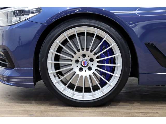 ＢＭＷアルピナ Ｂ５ ビターボ リムジン アルラット ４ＷＤ R1年 (関東) 99