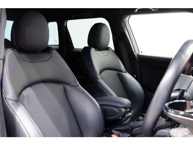 ミニ ミニ クーパーＳ ５ドア ＤＣＴ R2年 (関東) 99