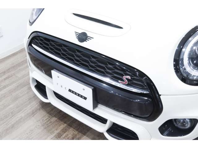 ミニ ミニ クーパーＳ ５ドア ＤＣＴ R2年 (関東) 99