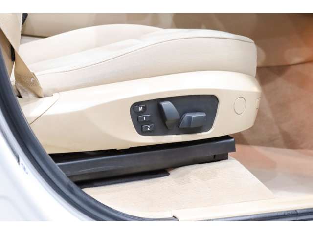 ＢＭＷ Ｘ３ Ｘドライブ２８Ｉ ４ＷＤ H24年 (関東) 99