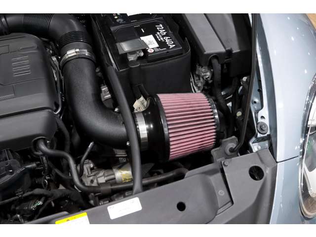 フォルクスワーゲン ザ　ビートル ２．０　Ｒライン　マイスター R1年 (関東) 99