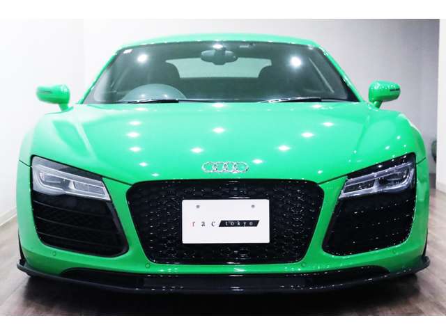 アウディ Ｒ８ ５．２ ＦＳＩ クワトロ ４ＷＤ H26年 (関東) 99