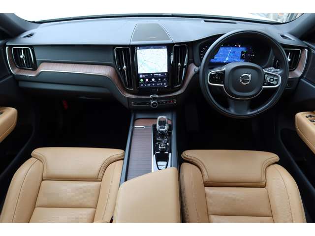 ボルボ ＸＣ６０ リチャージ プラグインハイブリッドＴ６ ＡＷＤインスクリプション ４ＷＤ R4年 (関東) 99