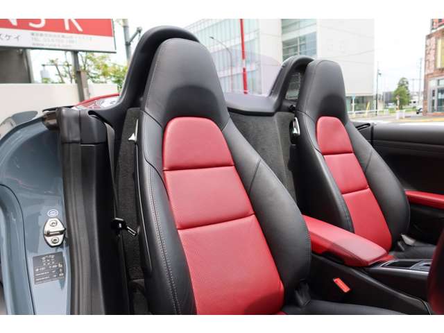 ポルシェ ７１８ボクスターＳ Ｓ ＰＤＫ H29年 (関東) 99