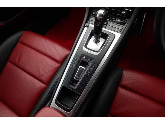 ポルシェ ７１８ボクスターＳ Ｓ ＰＤＫ H29年 (関東) 99