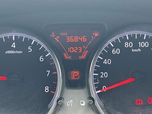 日産 ノート １．２ Ｘ H25年 (九州・沖縄) 99