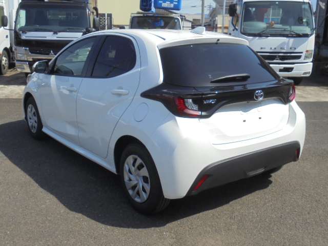トヨタ ヤリス １．０ Ｘ R3年 (九州・沖縄) 99