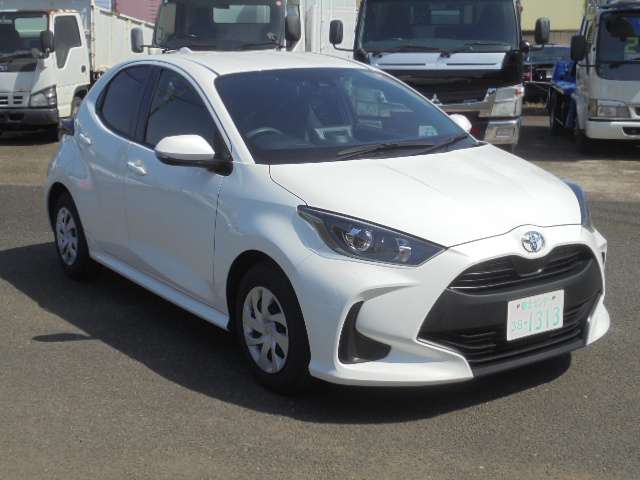 トヨタ ヤリス １．０ Ｘ R3年 (九州・沖縄) 99