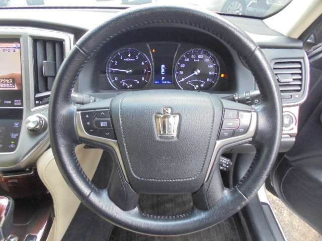 トヨタ クラウン ２．５ ロイヤルサルーン H27年 (九州・沖縄) 99