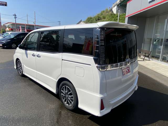 トヨタ ヴォクシー ２．０ ＺＳ 煌 H27年 (東北) 99