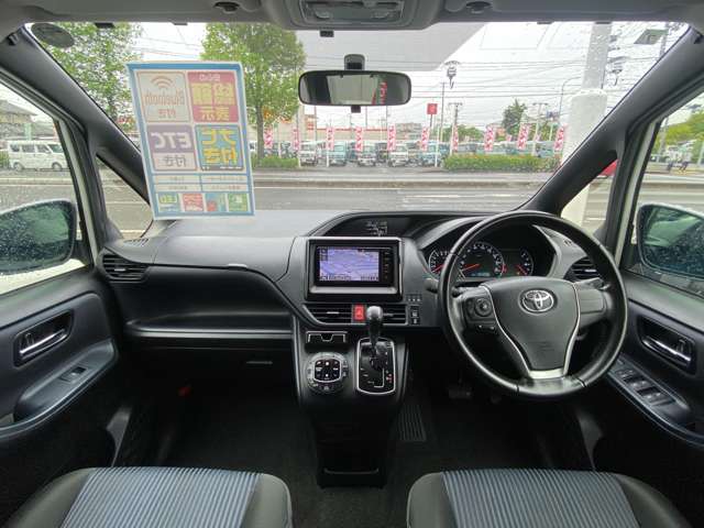 トヨタ ヴォクシー ２．０ ＺＳ 煌 H27年 (東北) 99
