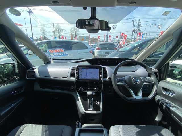 日産 セレナ ２．０ Ｘ ＶセレクションＩＩ ４ＷＤ H30年 (東北) 99