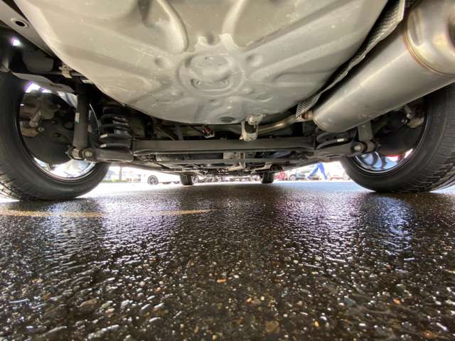 トヨタ プリウスΑ １．８ Ｇ チューン ブラック H26年 (東北) 99